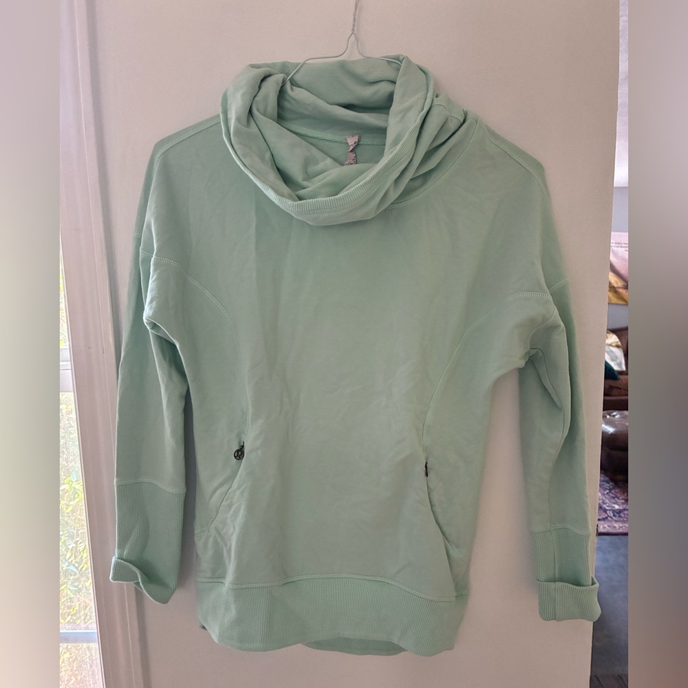 Mint Green LULULEMON Cowl Neck Sweatshirt size 2